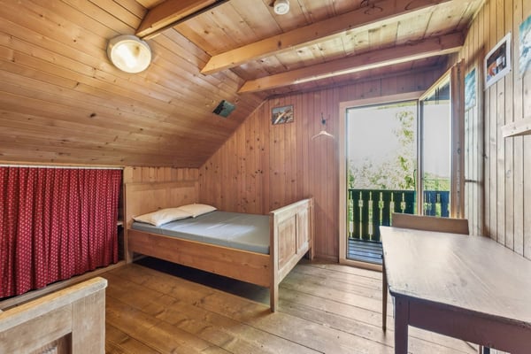 Chalet / Gîte avec dortoirs proche des pistes des Pléiades 13