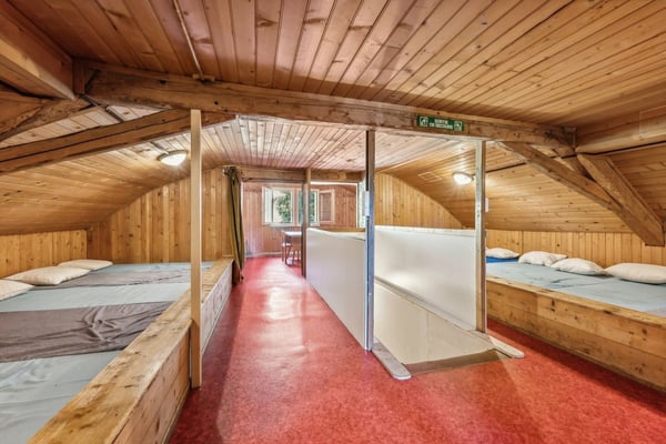 Chalet / Gîte avec dortoirs proche des pistes des Pléiades 11