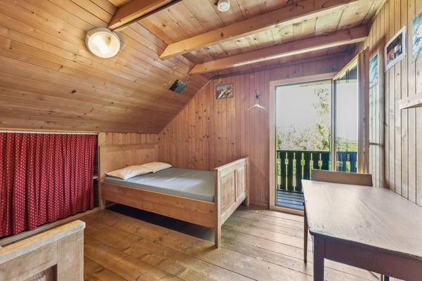 Chalet / Gîte avec dortoirs proche des pistes des Pléiades 13