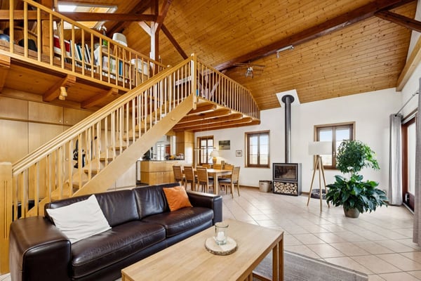 Ferme rénovée de deux appartements 3