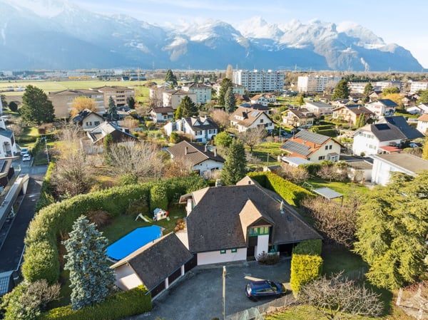 Spacieuse villa individuelle avec piscine 1