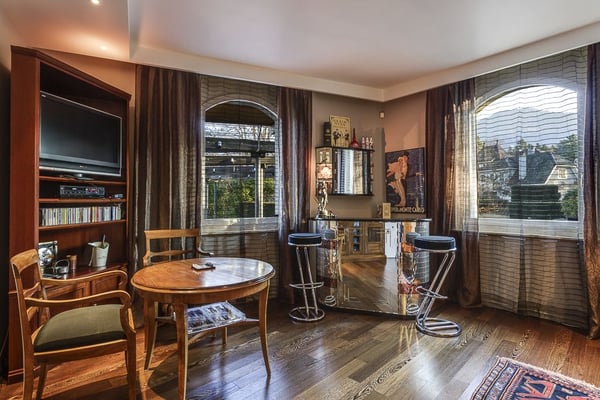 Luxueuse proprit, vue imprenable et situation unique ! 12