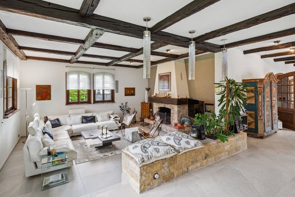 Propriété de Maître de 9 pièces avec piscine 6