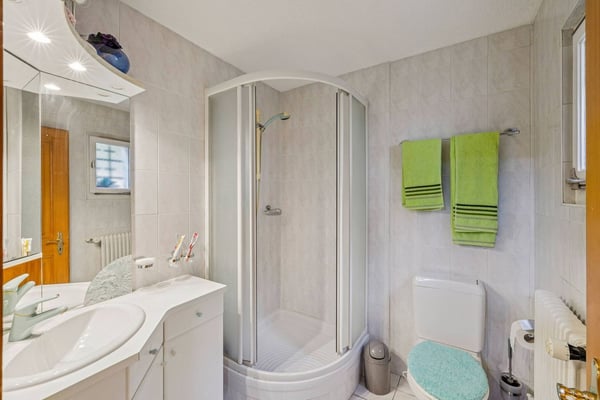 Chalet chaleureux avec sauna, vue et terrasse - Portes du Soleil 6