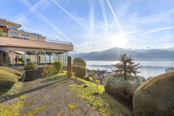 En exclusivité : Appartement à rénover avec vue exceptionnelle 12