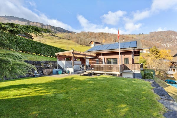 Magnifique chalet moderne avec une vue imprenable 2