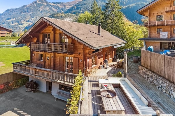 CHALET COCON - CENTRE VILLAGE ET TELEPHERIQUE 1