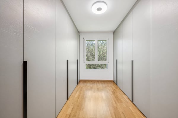 Duplex en attique contemporain avec vue sur le lac 9