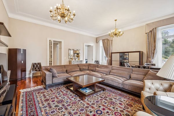 Rare à la vente, appartement dans l'immeuble Riant-Château Montreux Te 4