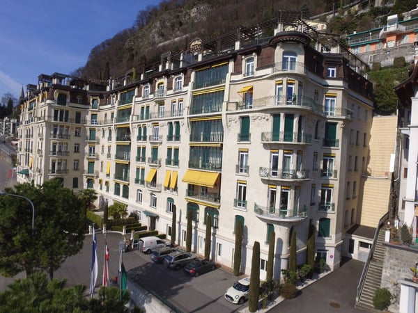 Rare à la vente, appartement dans l'immeuble Riant-Château Montreux Te 1