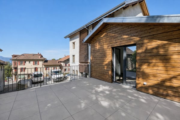 Magnifique 4.5 pièces rénové avec terrasse et jardin à Brent / Montreu 13