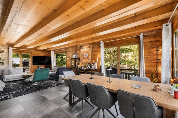 Magnifique chalet rénové avec une vue exceptionnelle 3