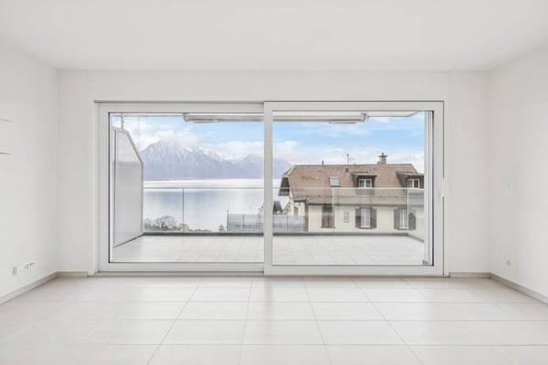 appartement de 2 chambres avec vue sur le lac et excellente position. 7