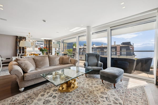 Exclusivité Sotheby's à deux pas du lac ! 4