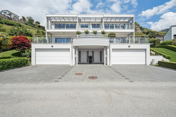 Belle villa avec vue imprenable sur le lac 10