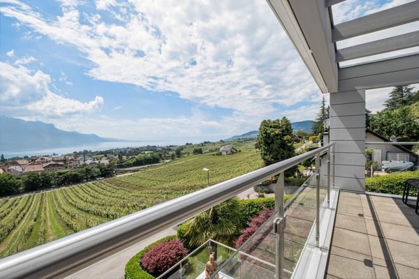 Belle villa avec vue imprenable sur le lac 1
