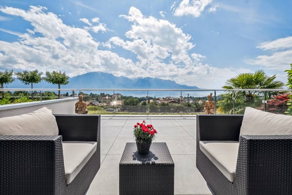 Belle villa avec vue imprenable sur le lac 3