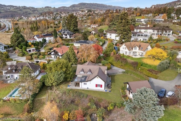 Luxueuse villa individuelle dans quartier prisé 1