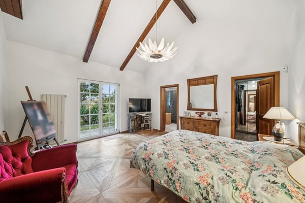 Luxueuse villa individuelle dans quartier prisé 11