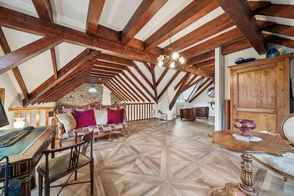 Luxueuse villa individuelle dans quartier prisé 13