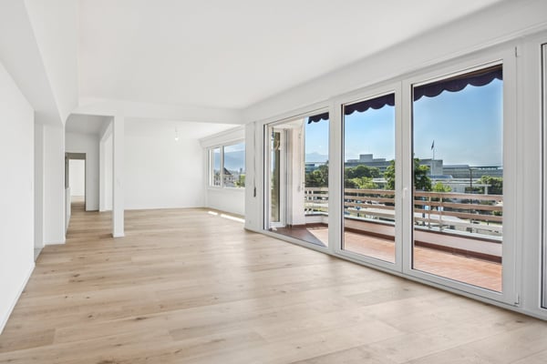 Coup de coeur ! Bien rénové avec deux balcons et un jardin 9