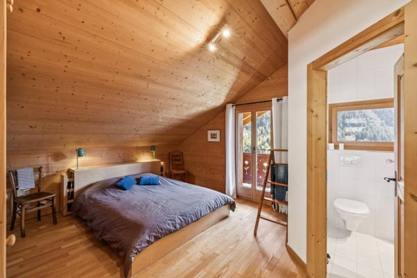 Magnifique chalet avec vue imprenable sur les Dents du Midi 10