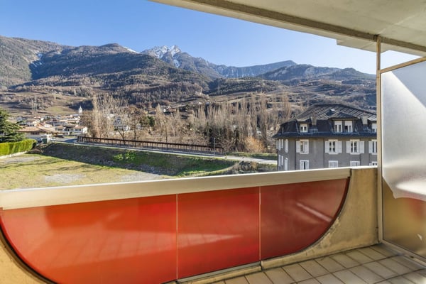 Appartement centre village, très bien entretenu, actuellement loué 13