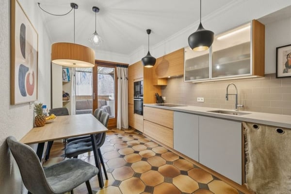 Appartement centre village, très bien entretenu, actuellement loué 4