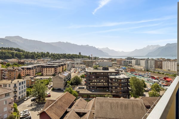 Superbe attique de 5.5 pièces avec vue panoramique sur le lac et les m 10