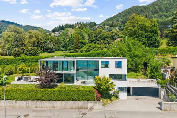 Vue panoramique pour cette villa contemporaine 1