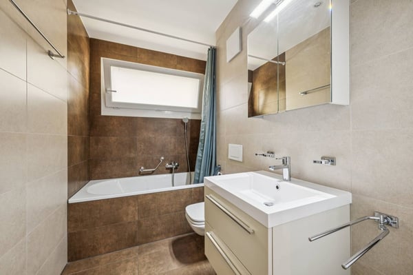 Duplex en attique contemporain avec vue sur le lac 11