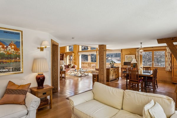 EXCLUSIVITE - CHALET ATYPIQUE - CENTRE VILLAGE sur 2000 m2 de terrain 13