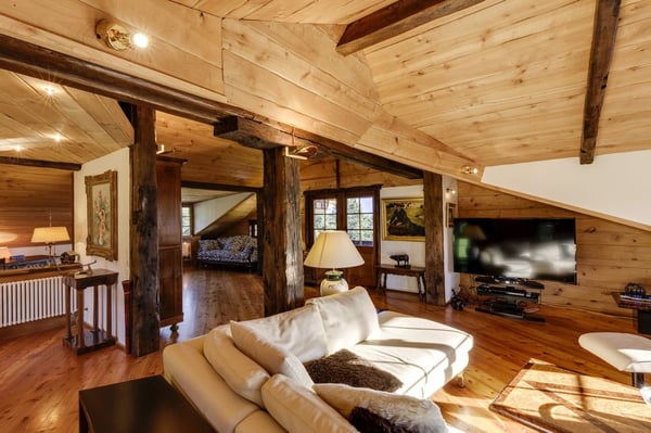 2 Propriétés dont un luxueux chalet avec vue panoramique 9