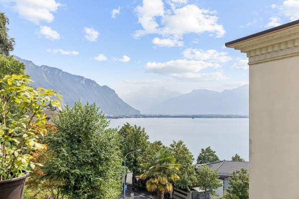 Montreux, Vaud (photo 1 of 12)