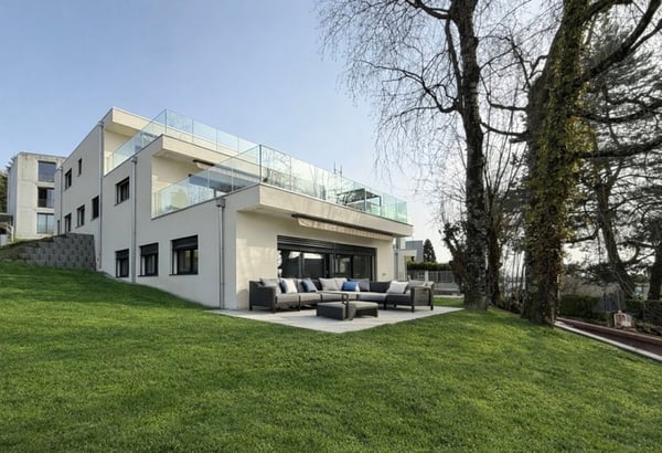 Bel emplacement Magnifique 2 1/2 pièces avec terrasse et jardin. 2