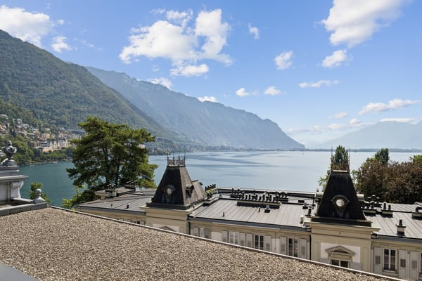 Appartement d'exception avec vue panoramique sur le lac 2