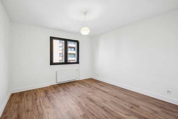 Appartement 3,5 pièces entièrement rénové - Un havre de paix avec vue 8