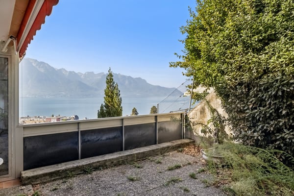 Appartement 2.5 pièces avec vaste terrasse et vue sur le Léman 2