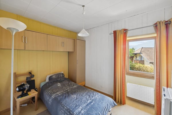Maison de 3 appartements, aux généreux volumes et vue imprenable sur l 11