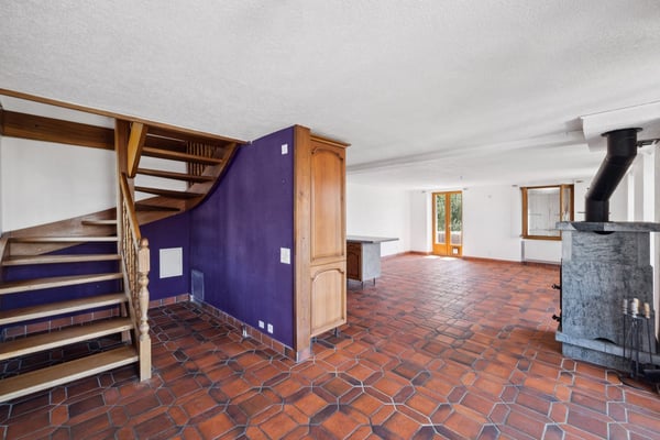 Maison de 3 appartements, aux généreux volumes et vue imprenable sur l 8