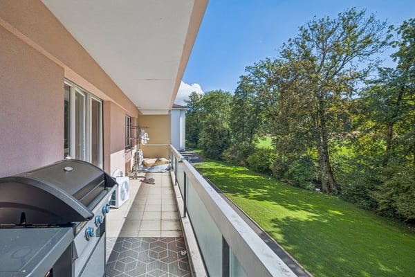 Situation idéale pour ce spacieux appartement 3