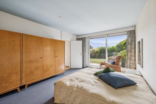 Villa d'architecte de 8 pièces avec vue lac 10