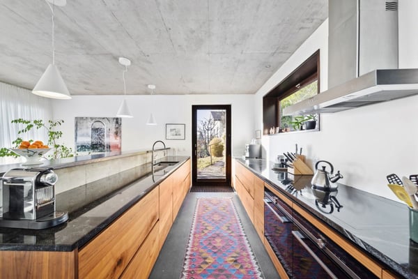 Unique - Design contemporain entre ciel et lac 13