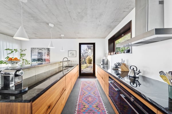 Unique - Design contemporain entre ciel et lac 13