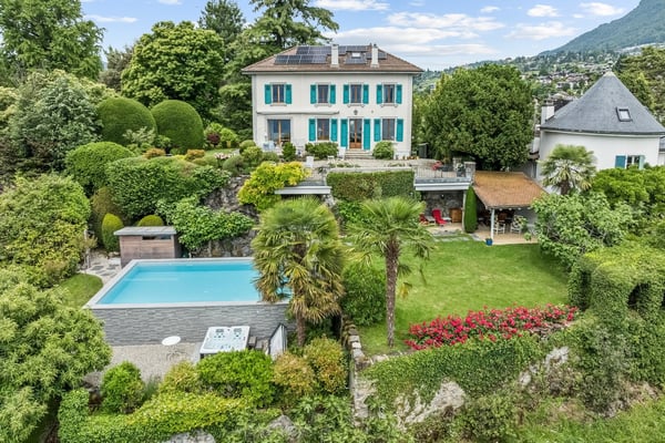 Extraordinaire demeure du 18ème siècle sur la Commune de Montreux 6
