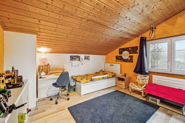 Charmante maison familiale avec terrain à St.-Triphon 11