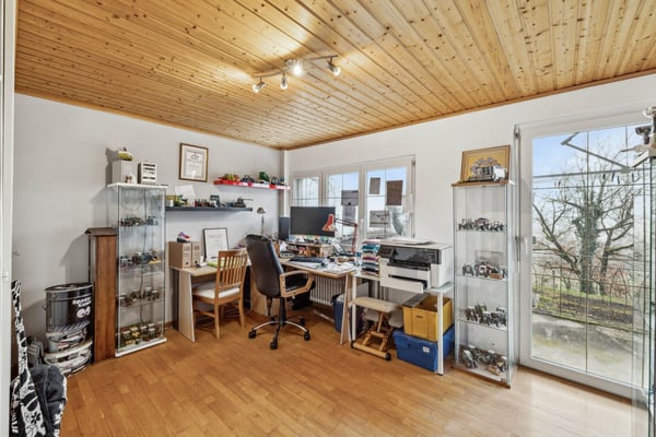 Charmante maison familiale avec terrain à St.-Triphon 6