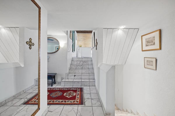 Villa d'architecte à Gravelone avec une vue sur les châteaux de Sion 7