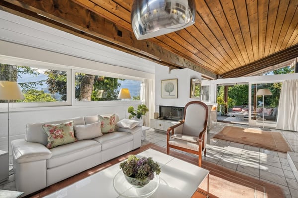 Villa d'architecte à Gravelone avec une vue sur les châteaux de Sion 12