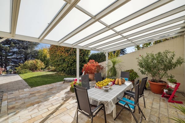Élégante villa avec vue panoramique et studio indépendant 10